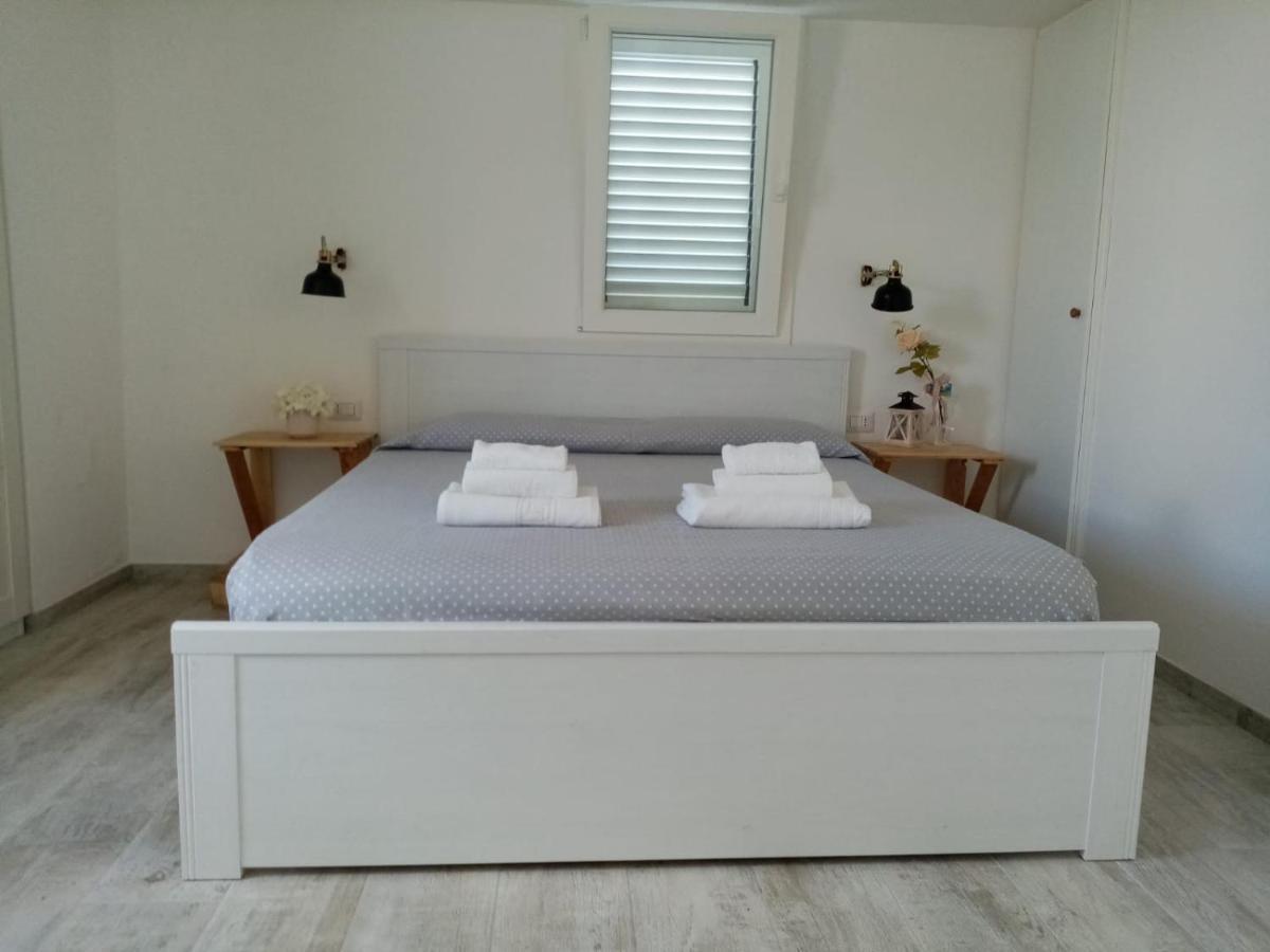 Hotel I Nidi di Colombo Castrignano del Capo Esterno foto